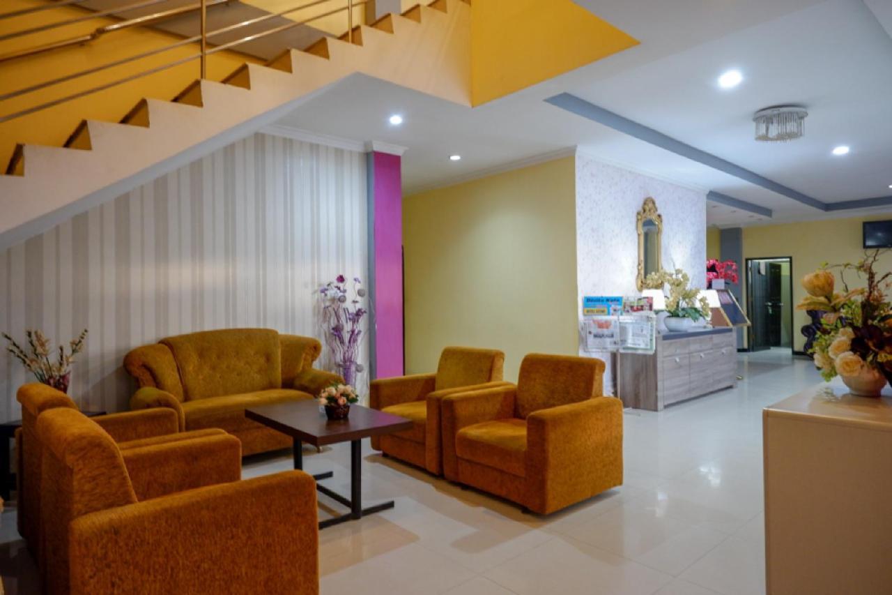 Reddoorz Near Citraland Waterpark Kendari Ξενοδοχείο Lepoleop Εξωτερικό φωτογραφία