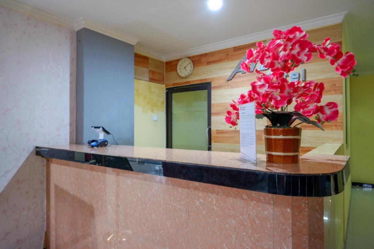 Reddoorz Near Citraland Waterpark Kendari Ξενοδοχείο Lepoleop Εξωτερικό φωτογραφία