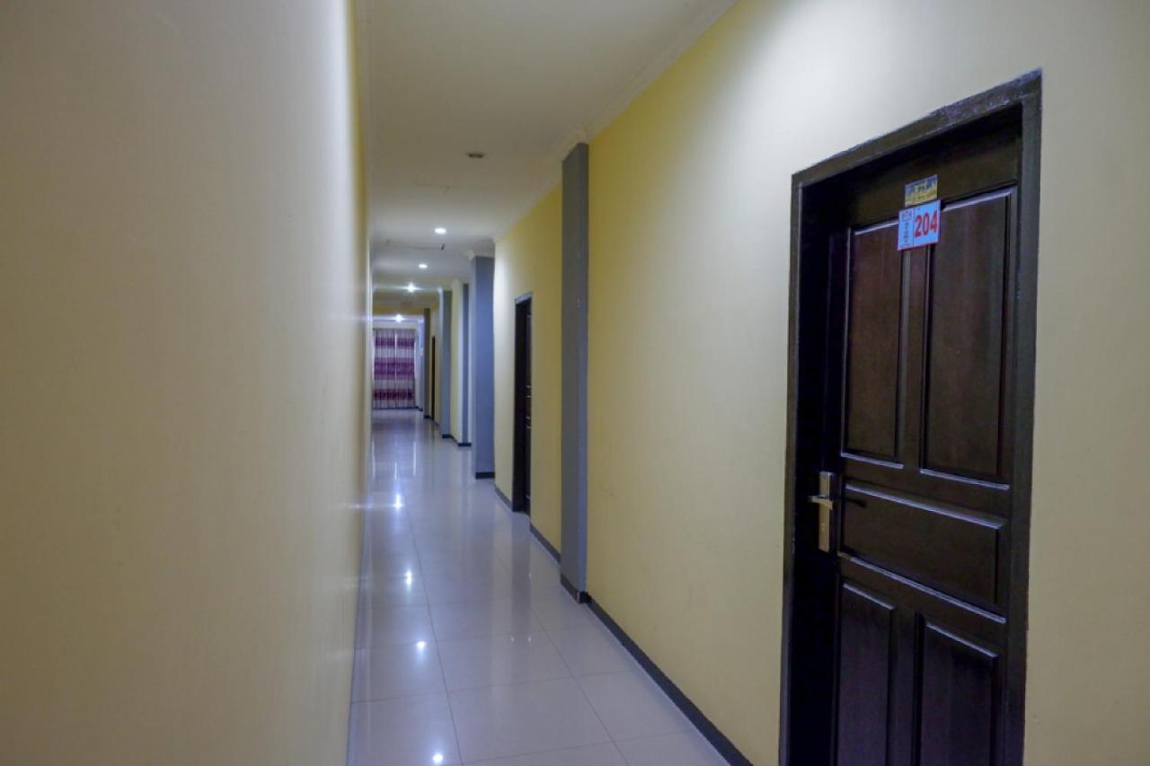 Reddoorz Near Citraland Waterpark Kendari Ξενοδοχείο Lepoleop Εξωτερικό φωτογραφία