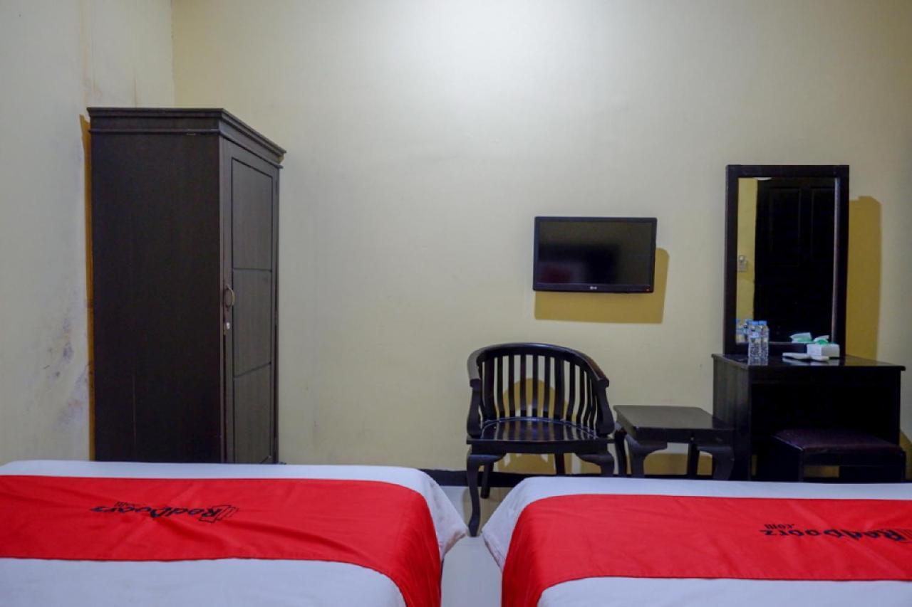 Reddoorz Near Citraland Waterpark Kendari Ξενοδοχείο Lepoleop Εξωτερικό φωτογραφία